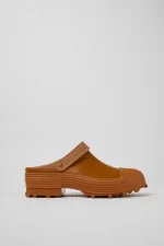 Tracktori Brown Clogs for Unisex - Autumn / Winter collection