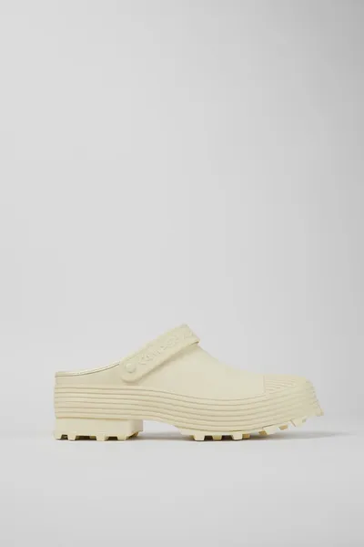 Tracktori White Clogs for Unisex - Autumn / Winter collection