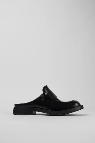 Neuman Black Clogs for Unisex - Autumn / Winter collection