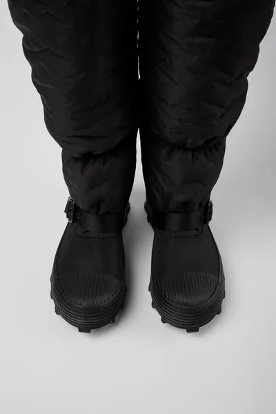 Tracktori Black Boots for Unisex - Autumn / Winter collection - Image 3