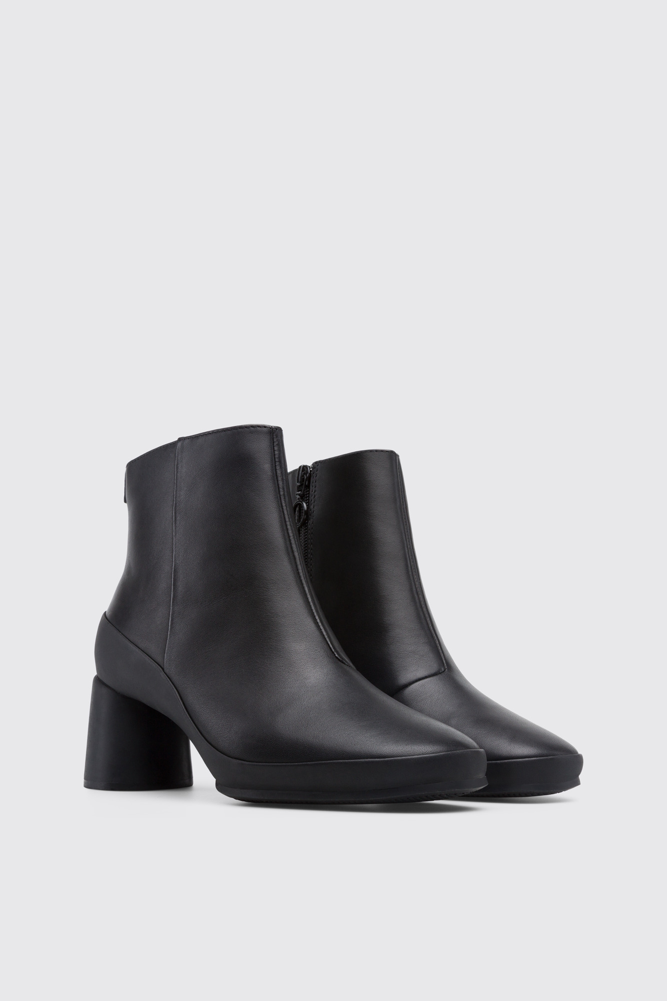 Upright Women's black ankle boot - Image 2