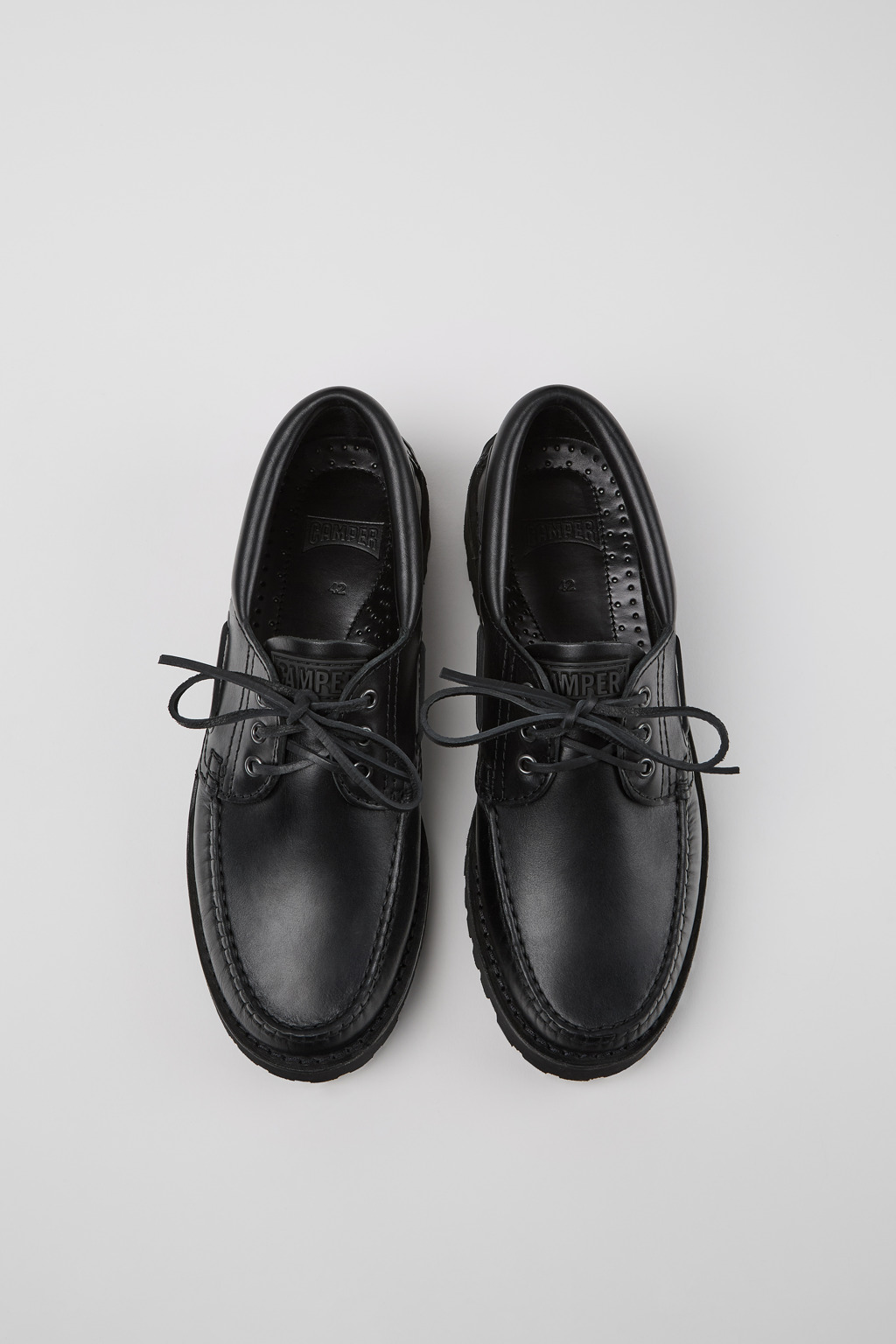 Nautico Black boat shoe for men - Image 4