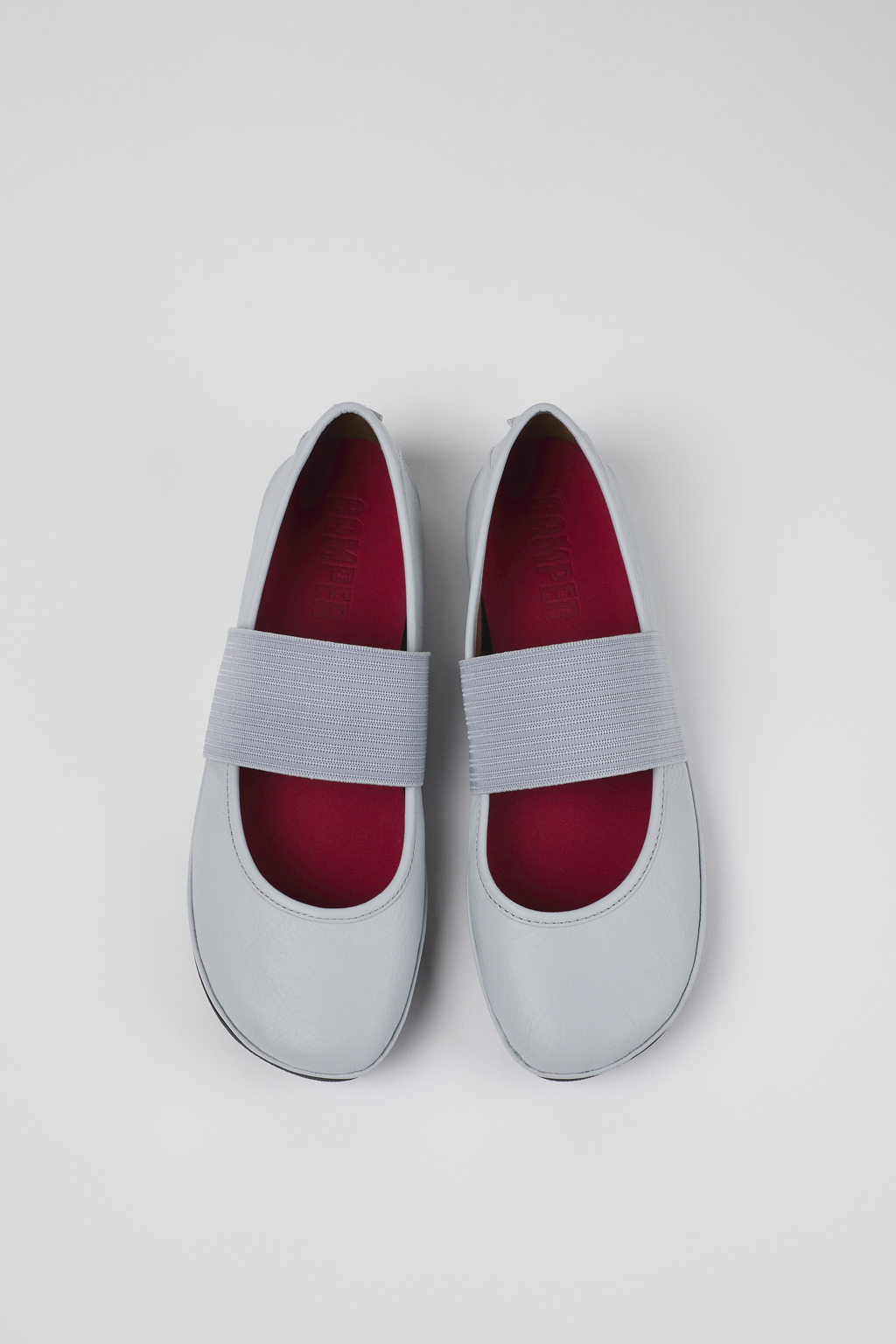 Right Gray Leather Mary Jane for Women - Image 4