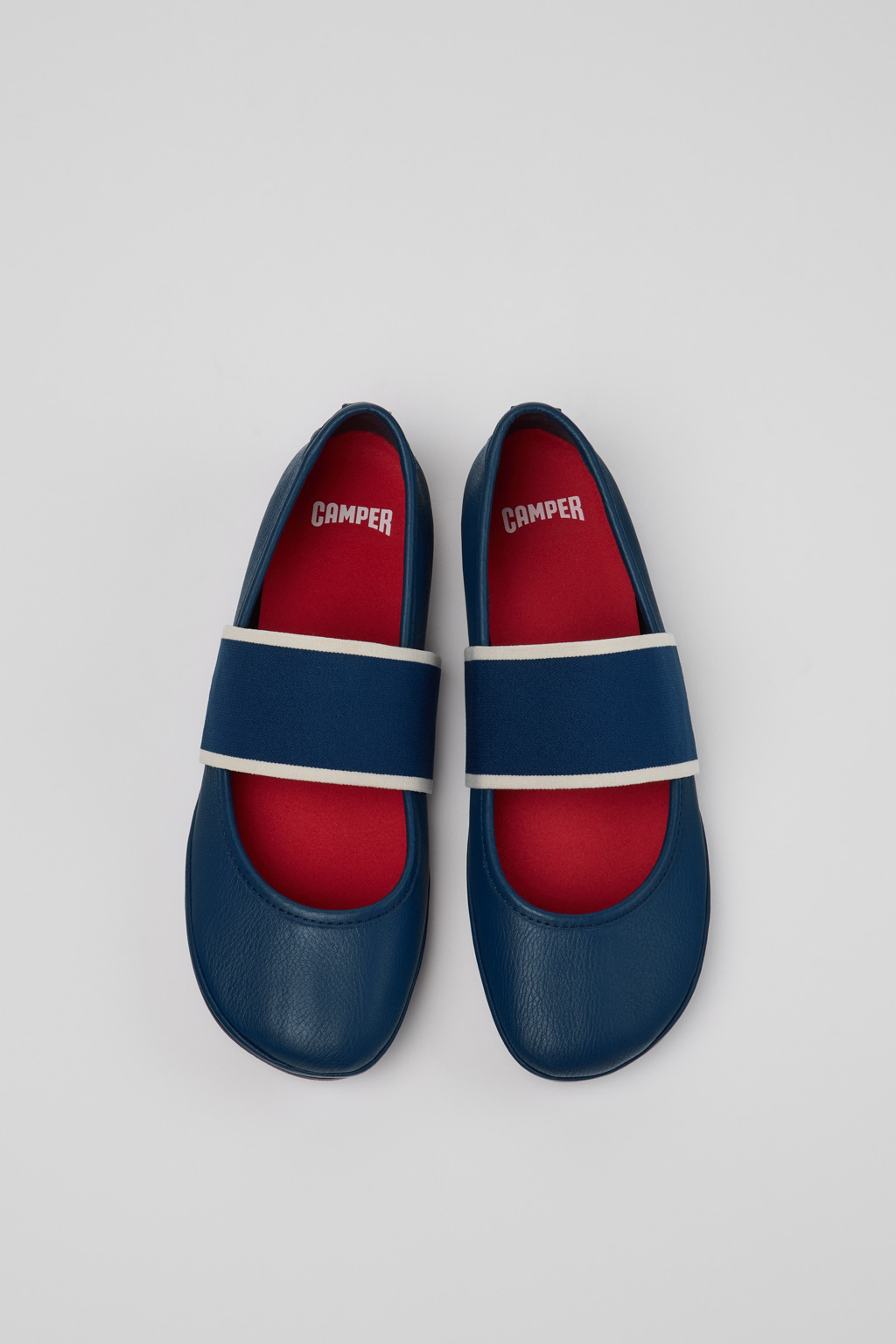 Right Nina Blue Leather Ballerinas for Women. - Image 4