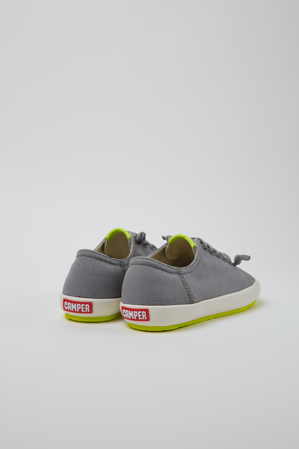 Peu Rambla Gray Recycled Cotton Women's Sneakers. - Image 3