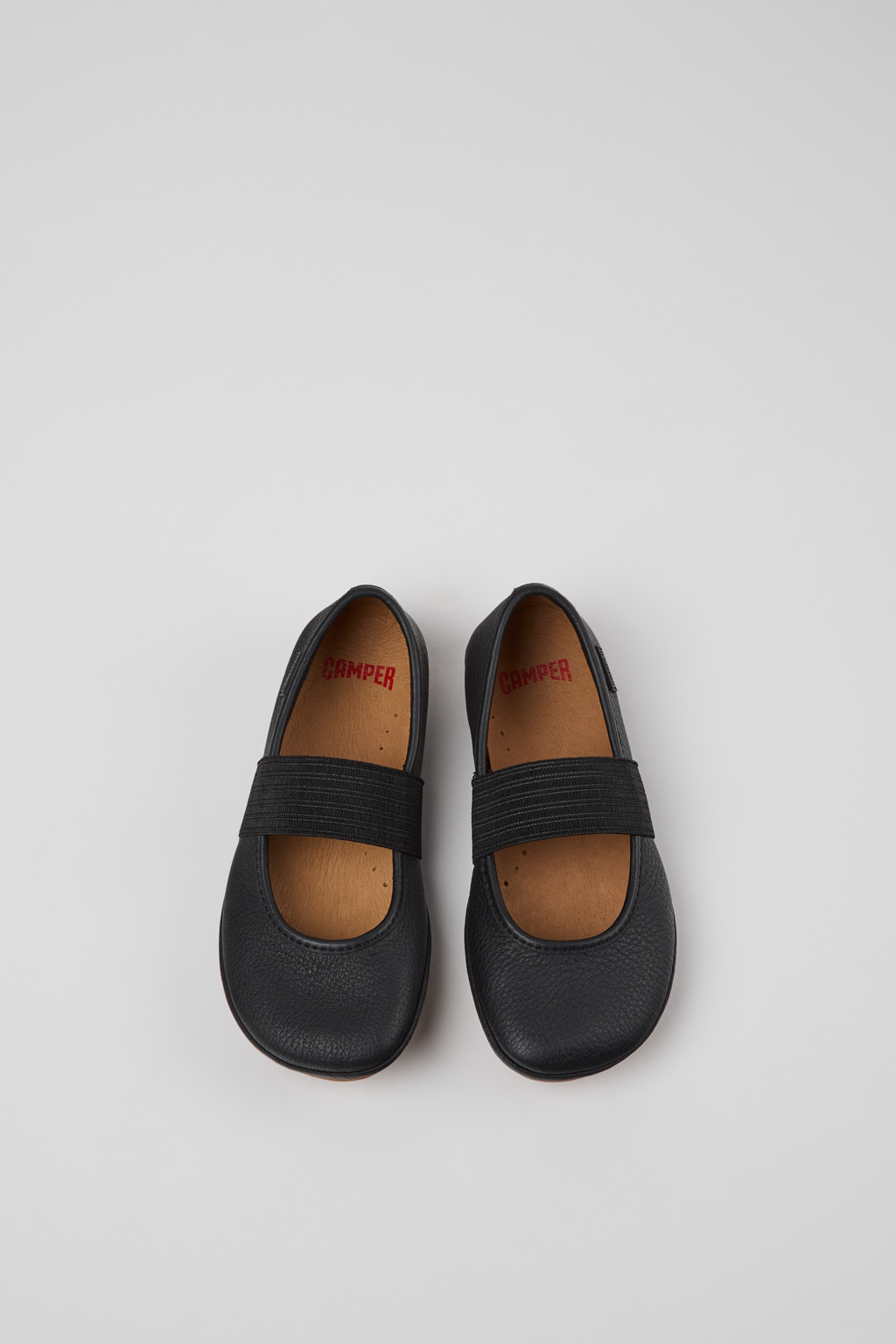 RIGHT Black Leather Ballerinas for kids. - Image 4
