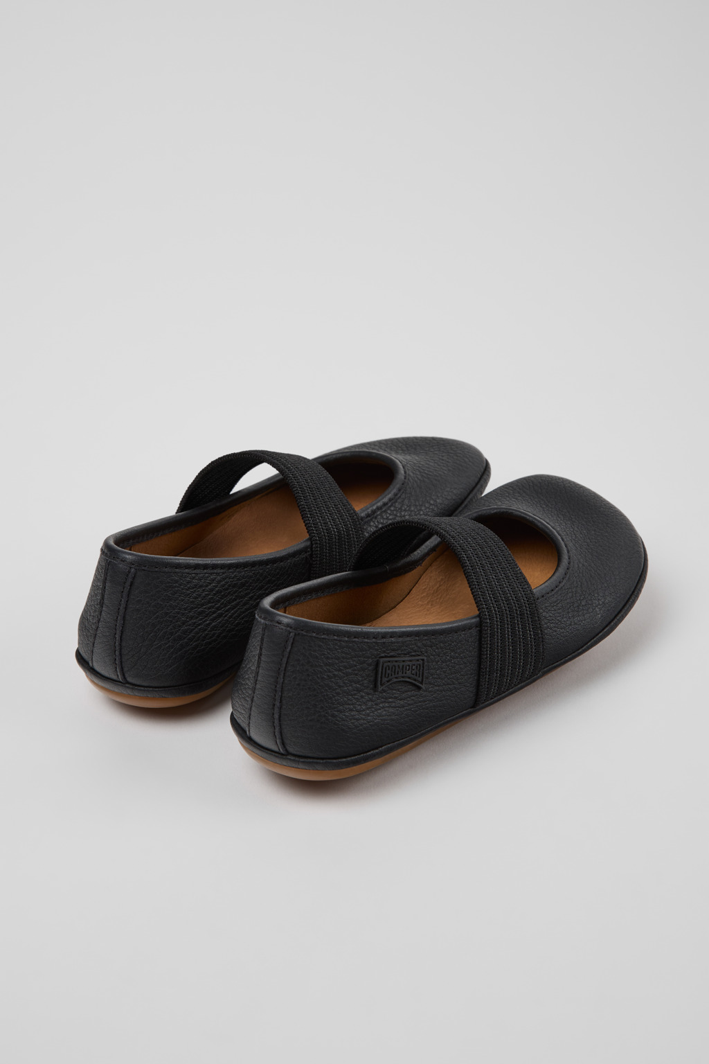 RIGHT Black Leather Ballerinas for kids. - Image 3