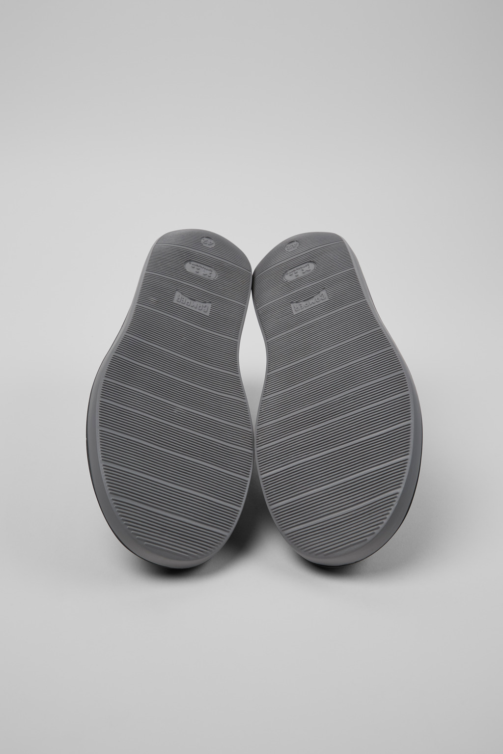 Wagon Gray Recycled Cotton and Nubuck Shoes for Men. - Image 5
