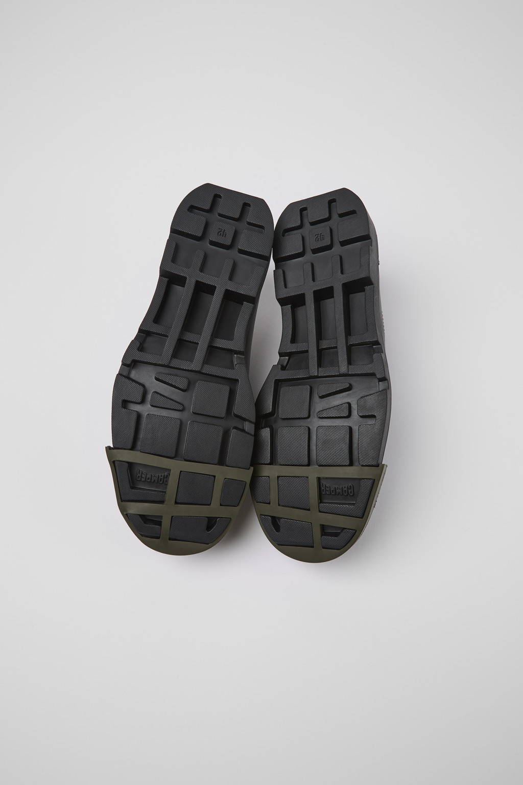 Junction Black responsibly raised leather shoes for men - Image 5