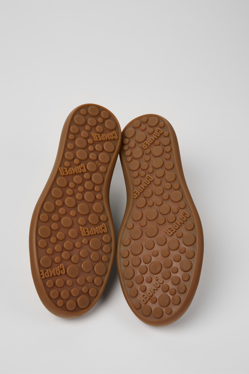Pelotas Soller Gray Nubuck and Leather Sneakers for Men. - Image 5