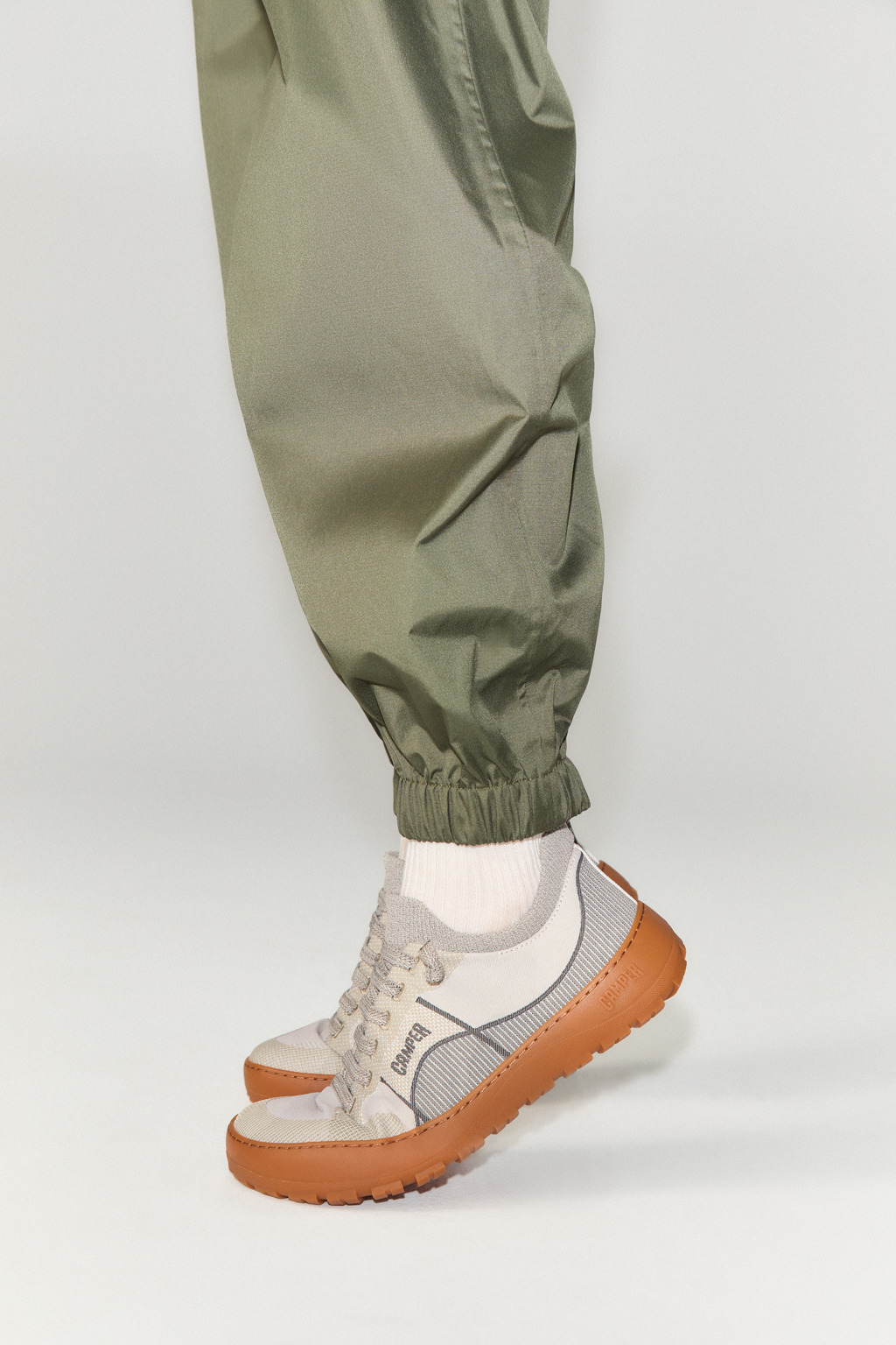 Peu Serra 360º Durable Gray and White Engineered Material Sneakers for Men - Image 2
