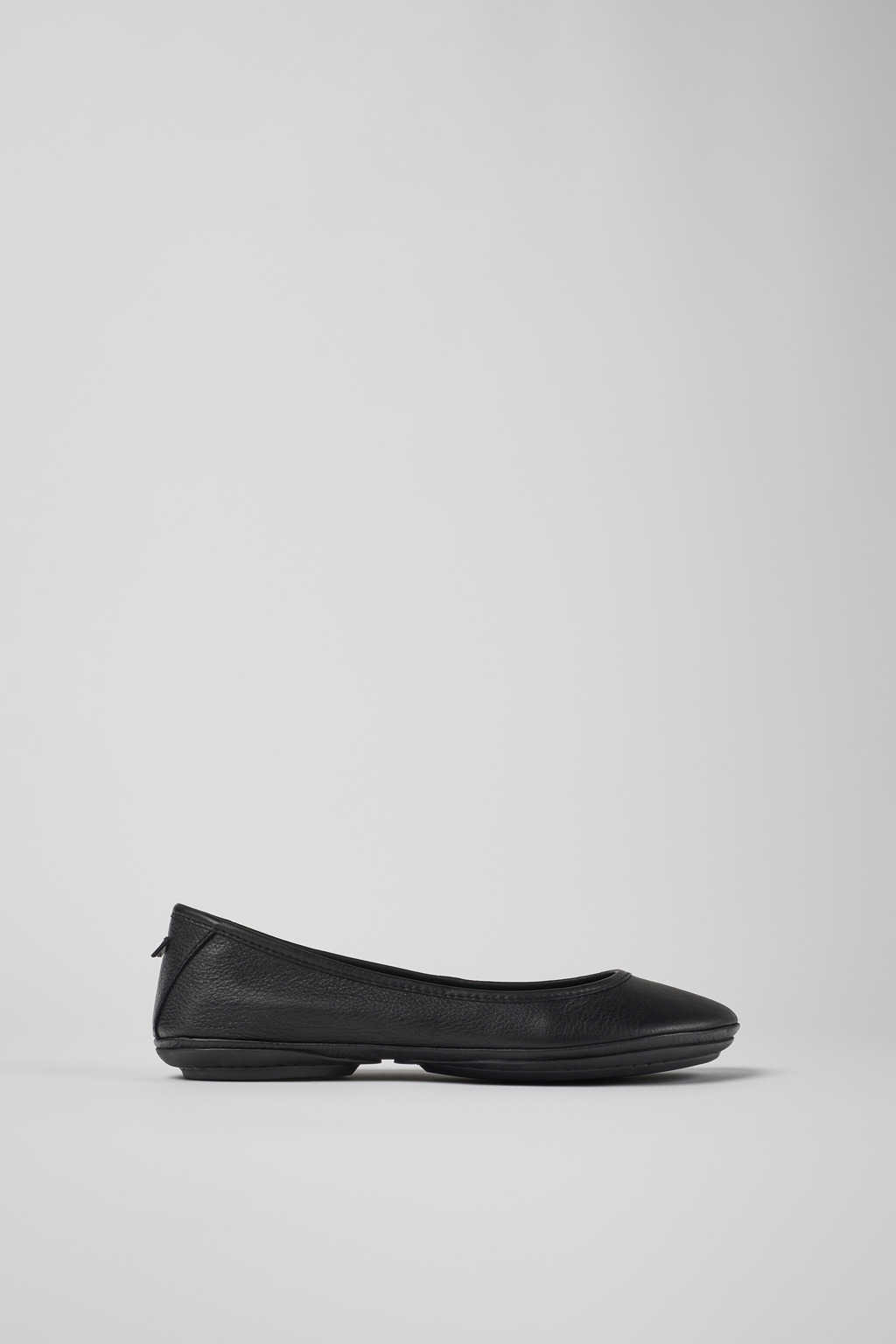 Right Black Ballerinas for Women - Image 2