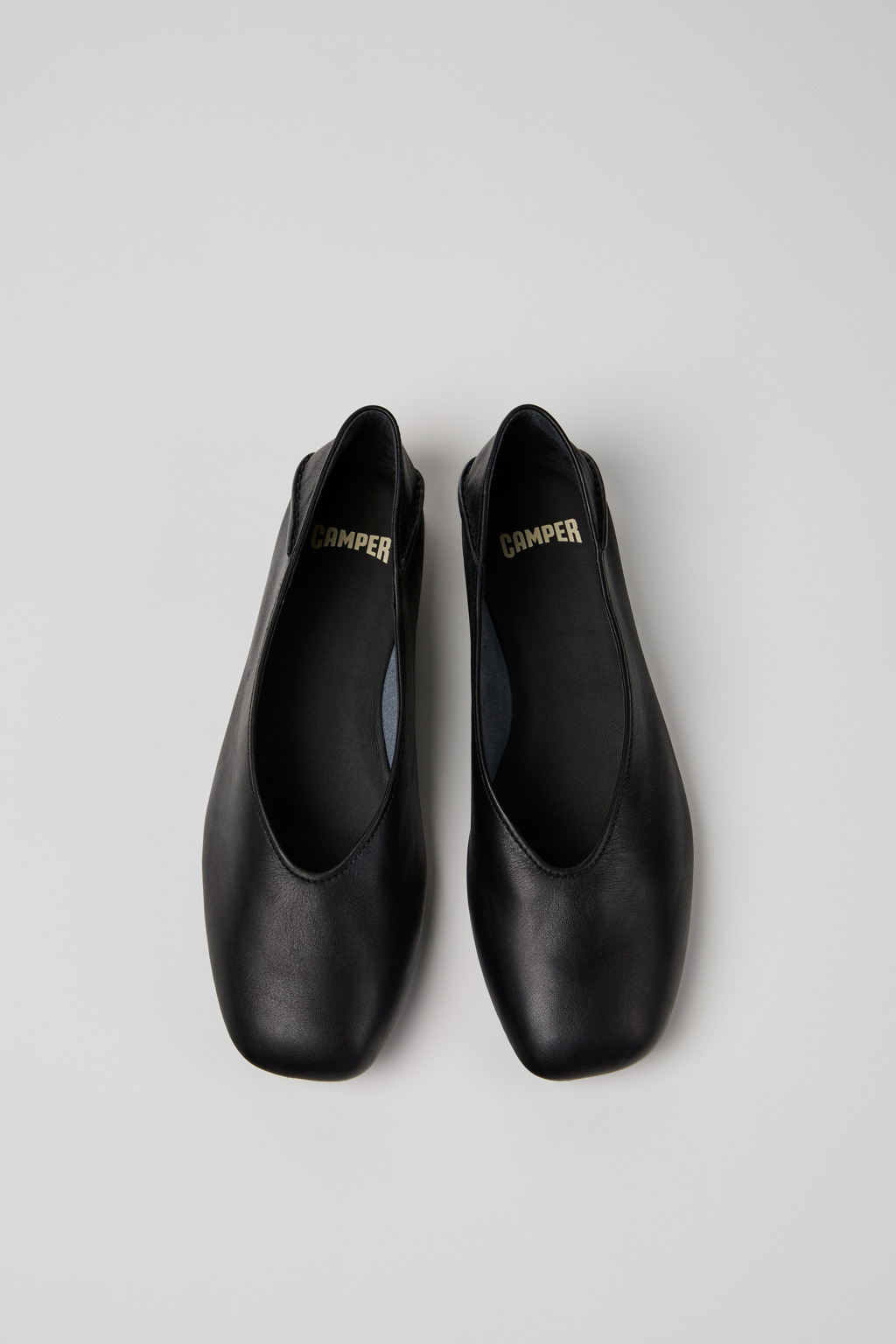 Casi Myra Black Leather Ballerinas for Women. - Image 4