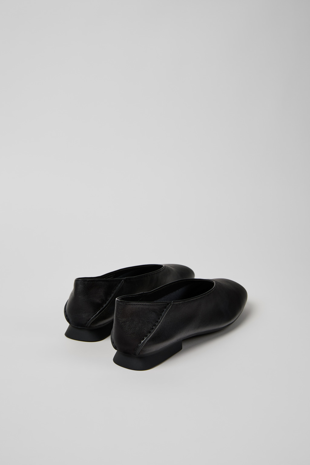 Casi Myra Black Leather Ballerinas for Women. - Image 3