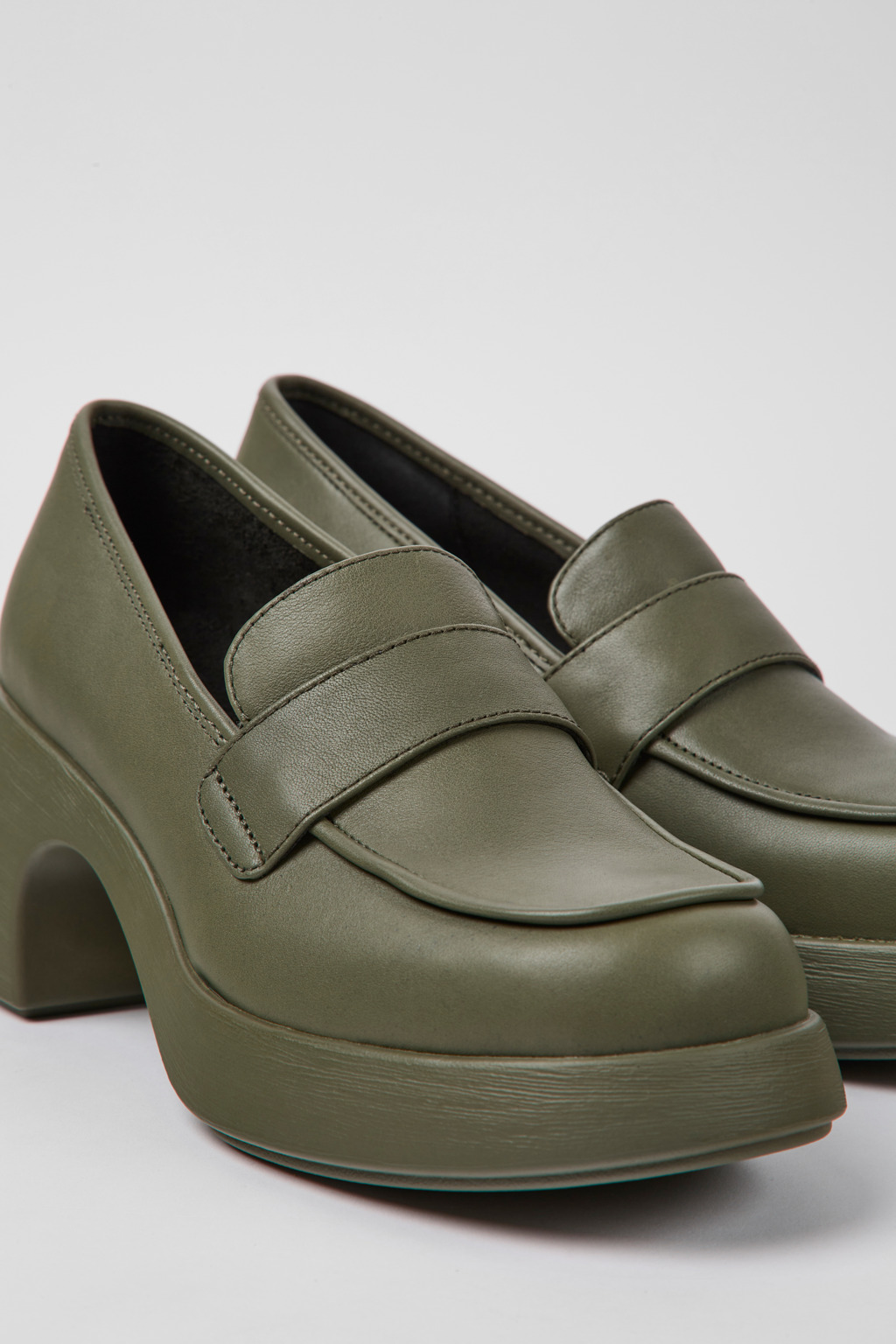 Thelma Green leather shoes for women