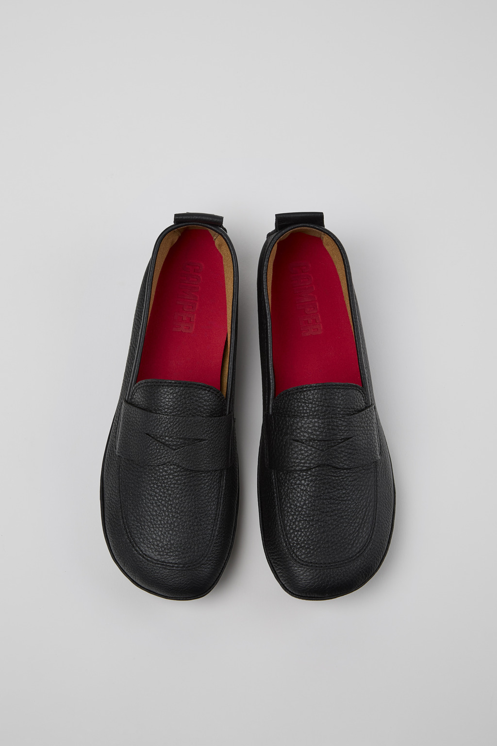 Right Black Leather Women's Shoe. - Image 4
