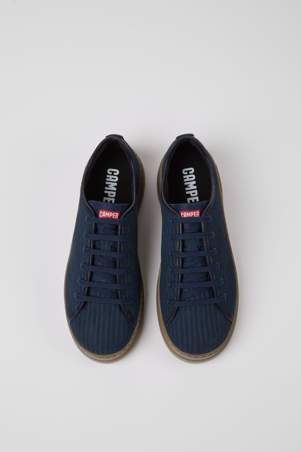 Runner Up Blue recycled leather sneakers for women - Image 4