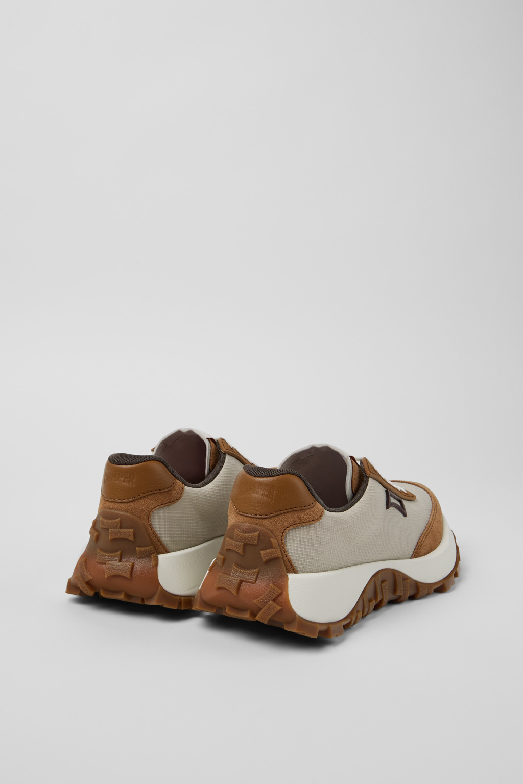 Drift Trail Gray Recycled PET and Leather Sneakers for Women. - Image 3