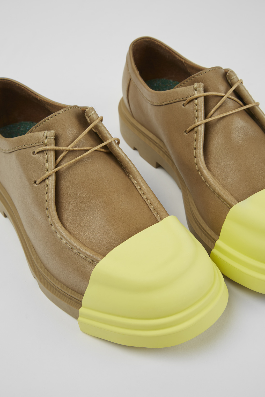 Junction Beige leather shoes for women