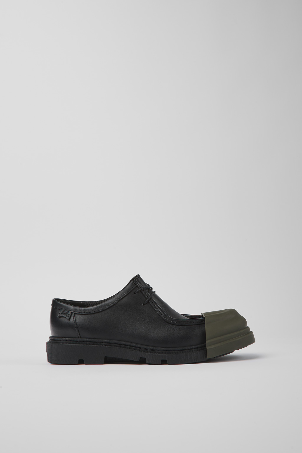 Junction Black responsibly raised leather shoes for women - Image 2