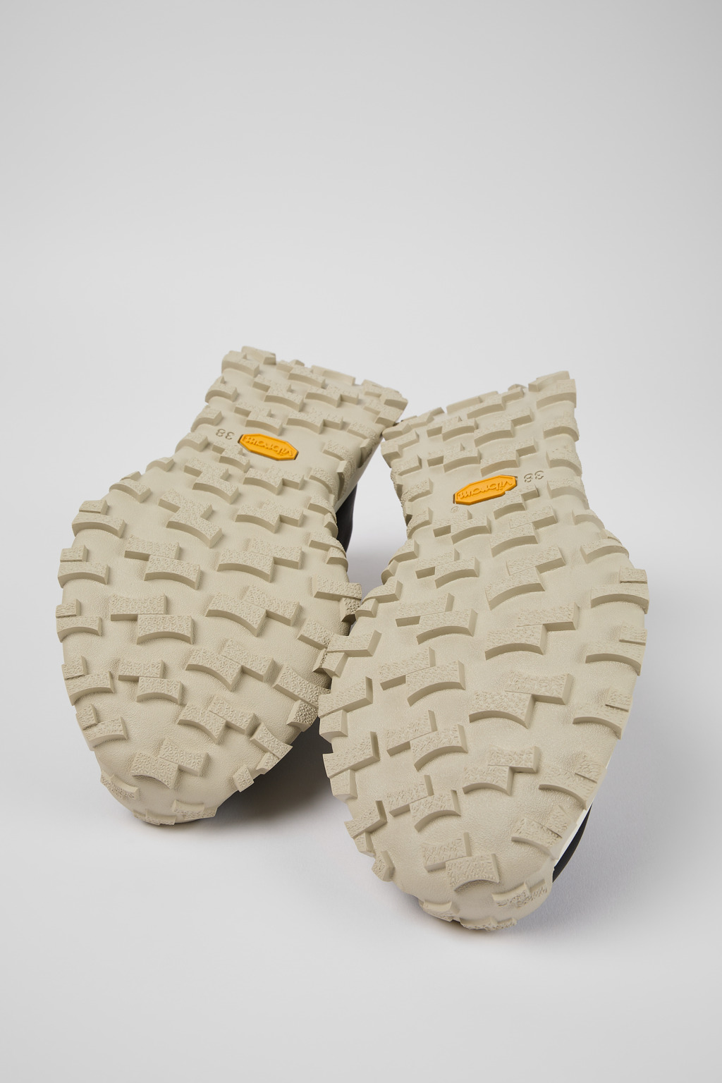 Drift Trail VIBRAM Black Leather/Textile Sneaker for Women - Image 5