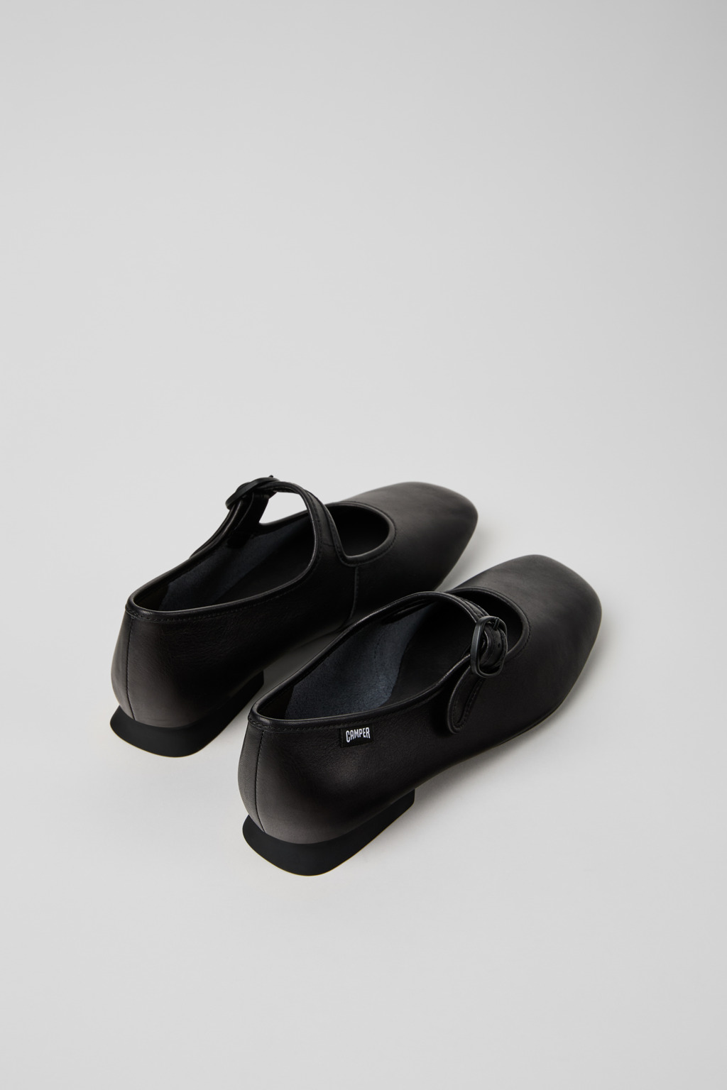 Casi Myra Black Leather Ballerinas for Women. - Image 3