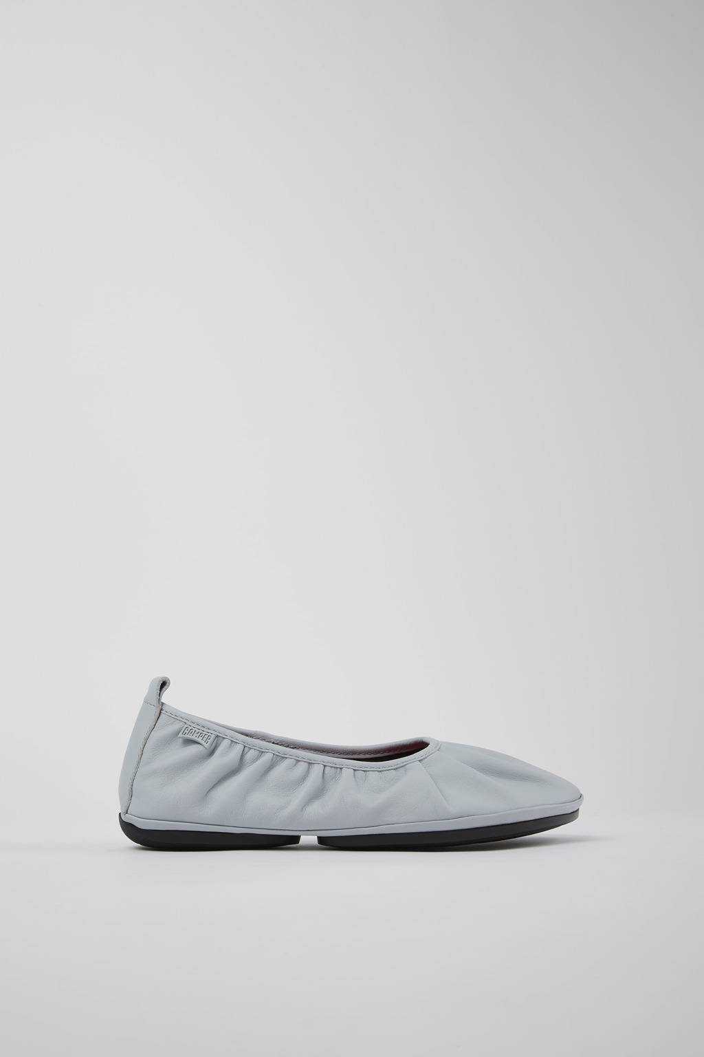 Right Gray Leather Ballerina for Women - Image 2