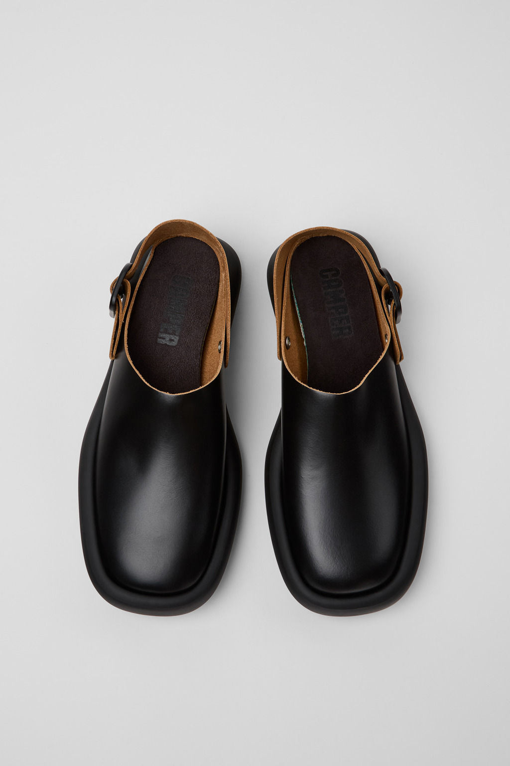 Onda Black Leather Sandals for Women. - Image 4