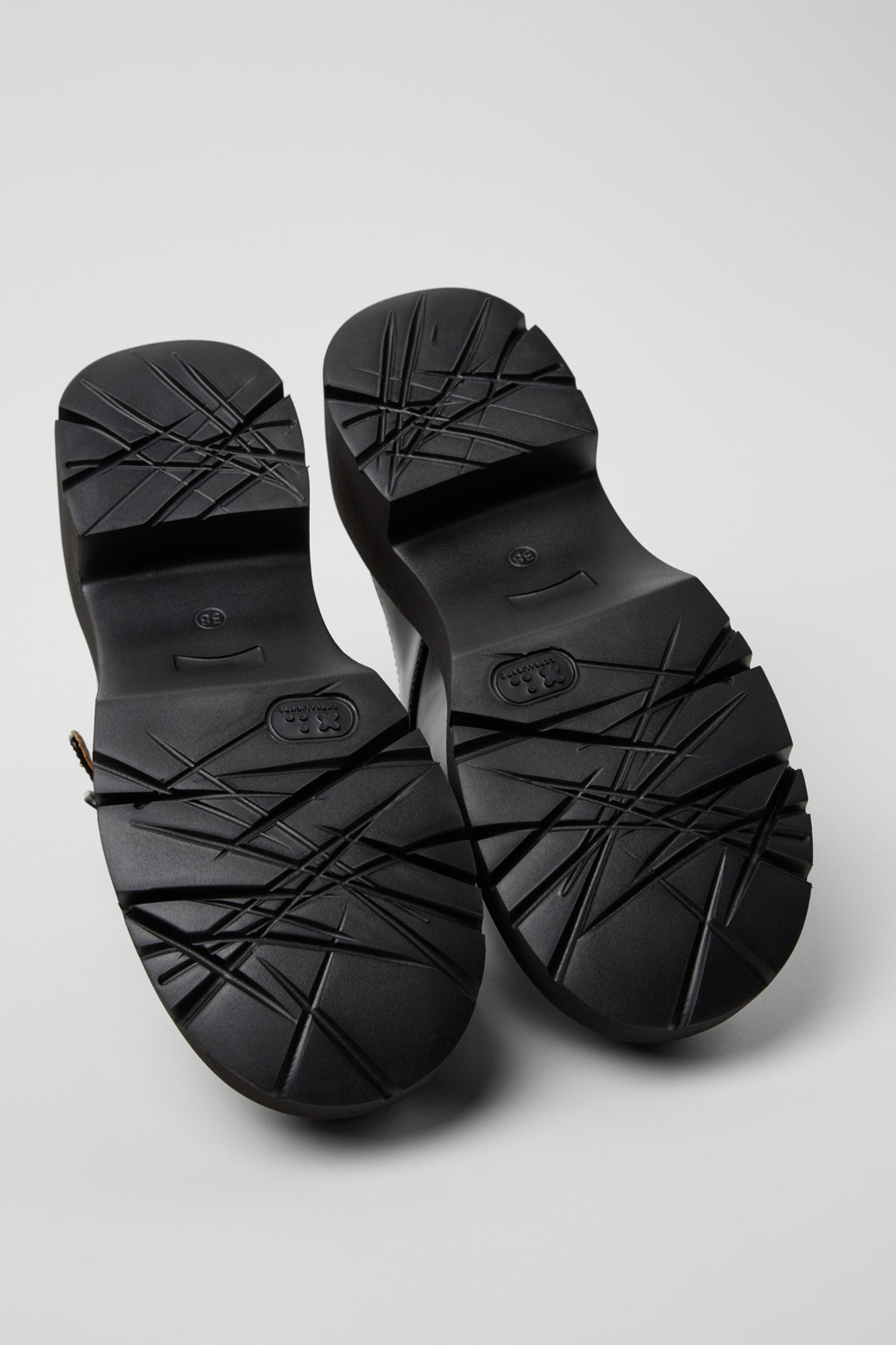 Milah Black Leather Sandals for Women. - Image 5