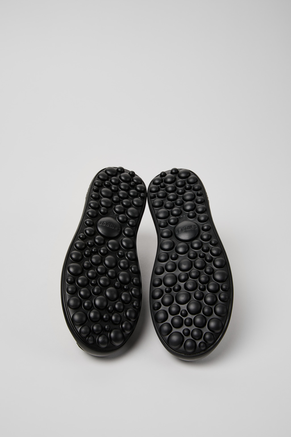 Pelotas XLF Black Leather and Nubuk Sneakers for Women. - Image 5
