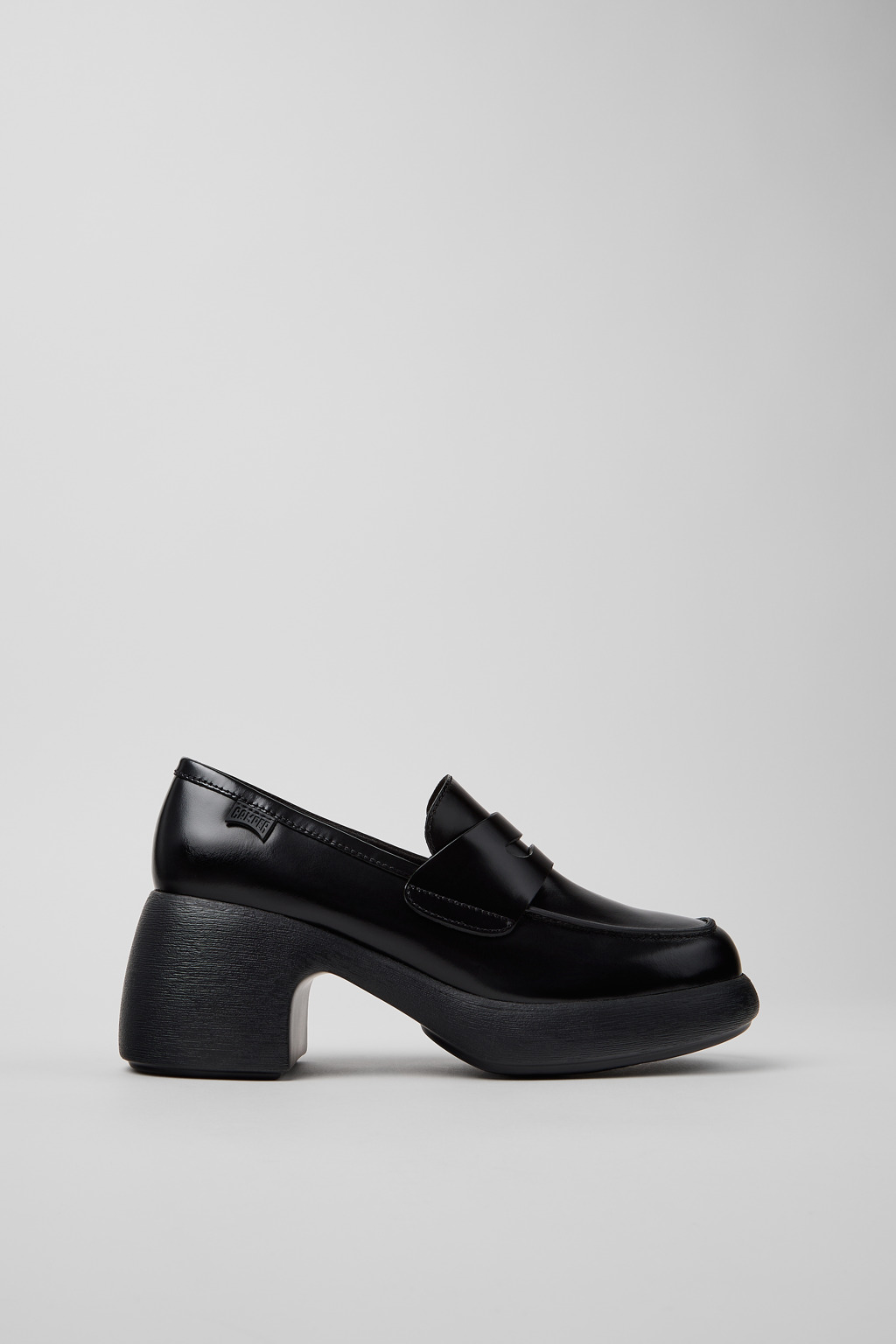 Thelma II Black Leather Moccasins for Women. - Image 2