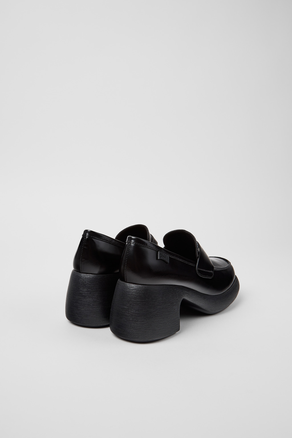 Thelma II Black Leather Moccasins for Women. - Image 3