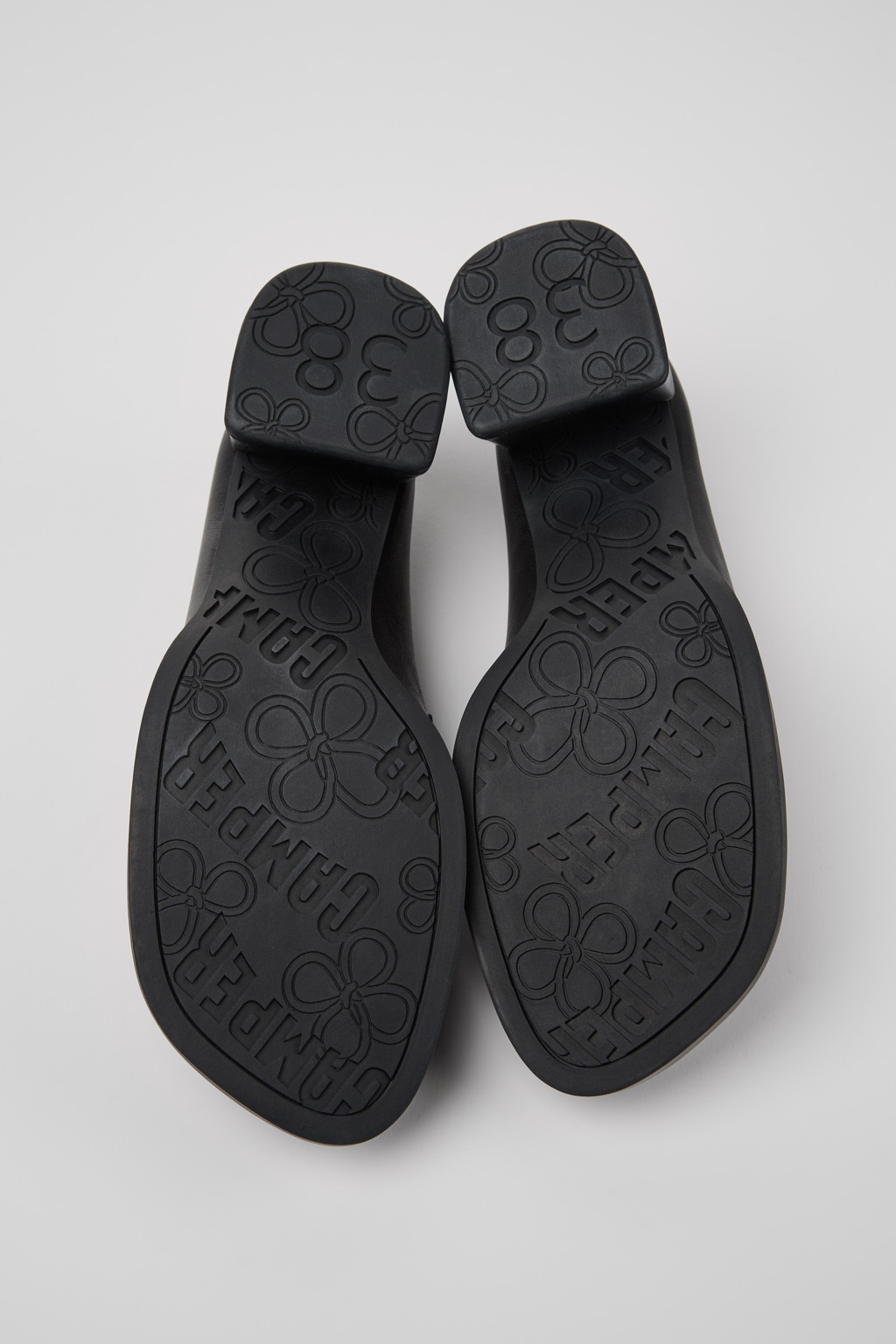 Kora Black Leather Moccasins for Women. - Image 5