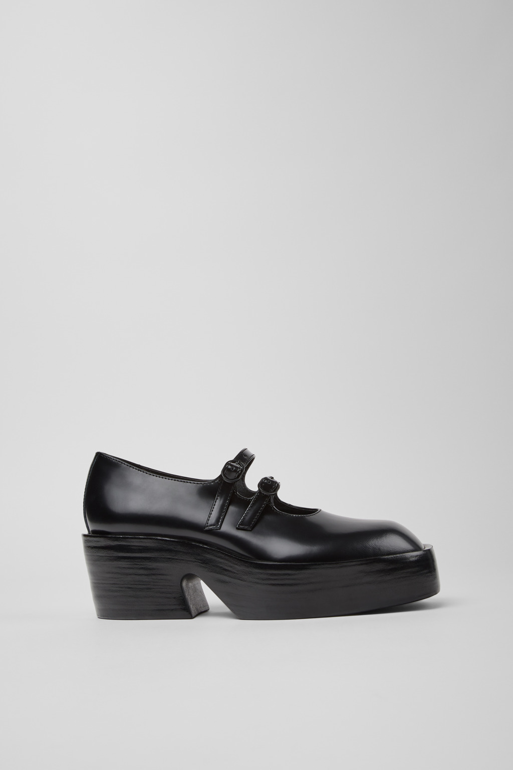 Billie Black Leather Moccasins for Women. - Image 2