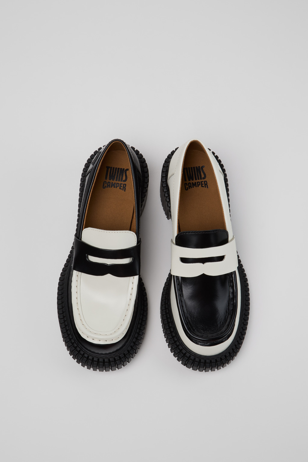 Twins Black Leather Moccasins for Women. - Image 5