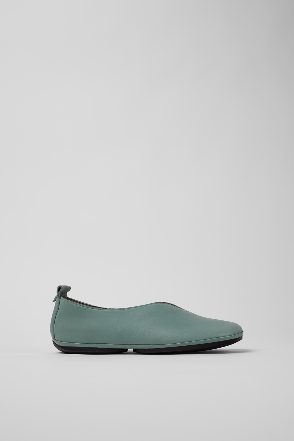 Right Green Leather Moccasin/Ballerina for Women. - Image 2