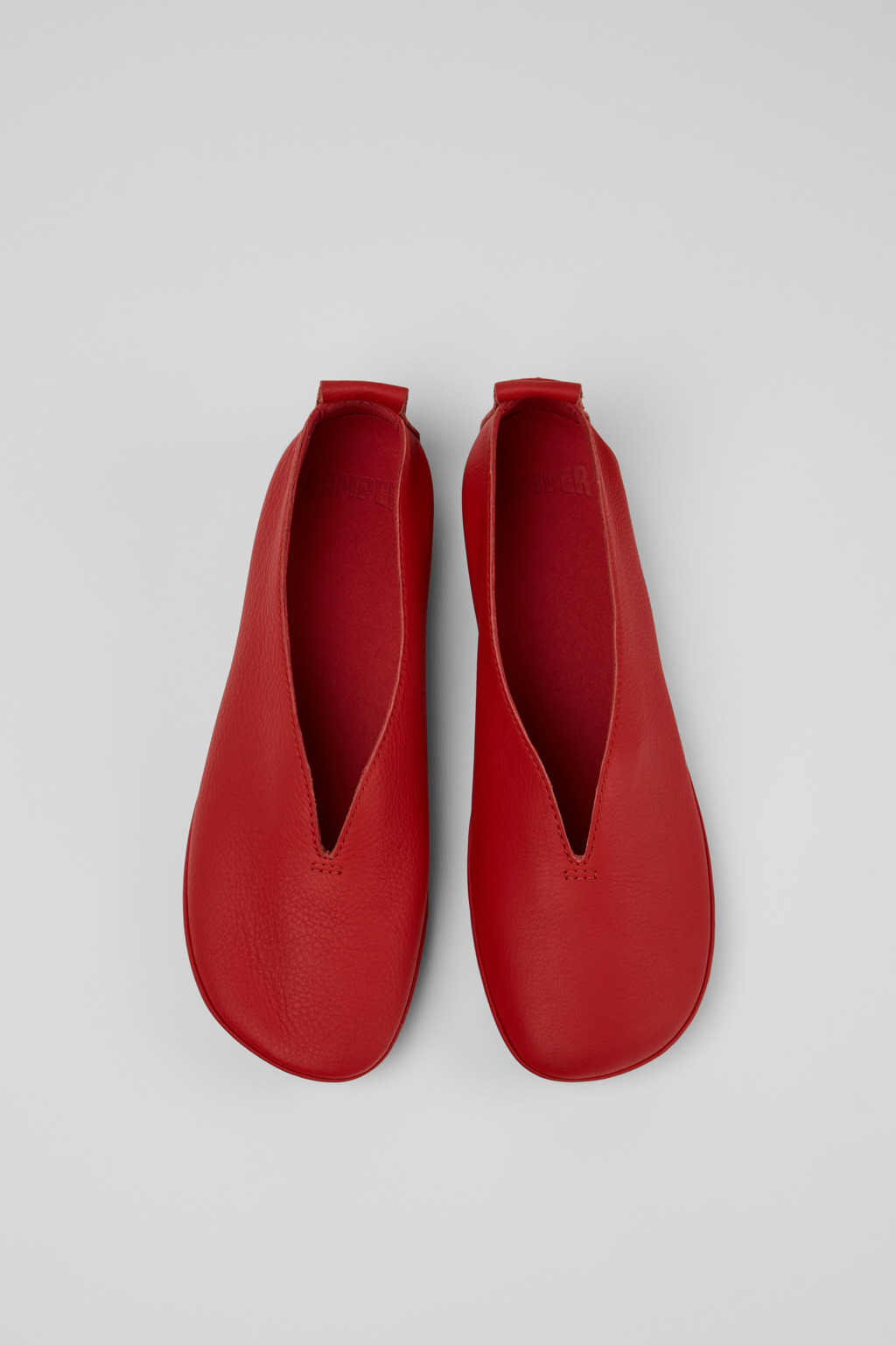 Right Nina Red Leather Ballerinas for Women. - Image 4