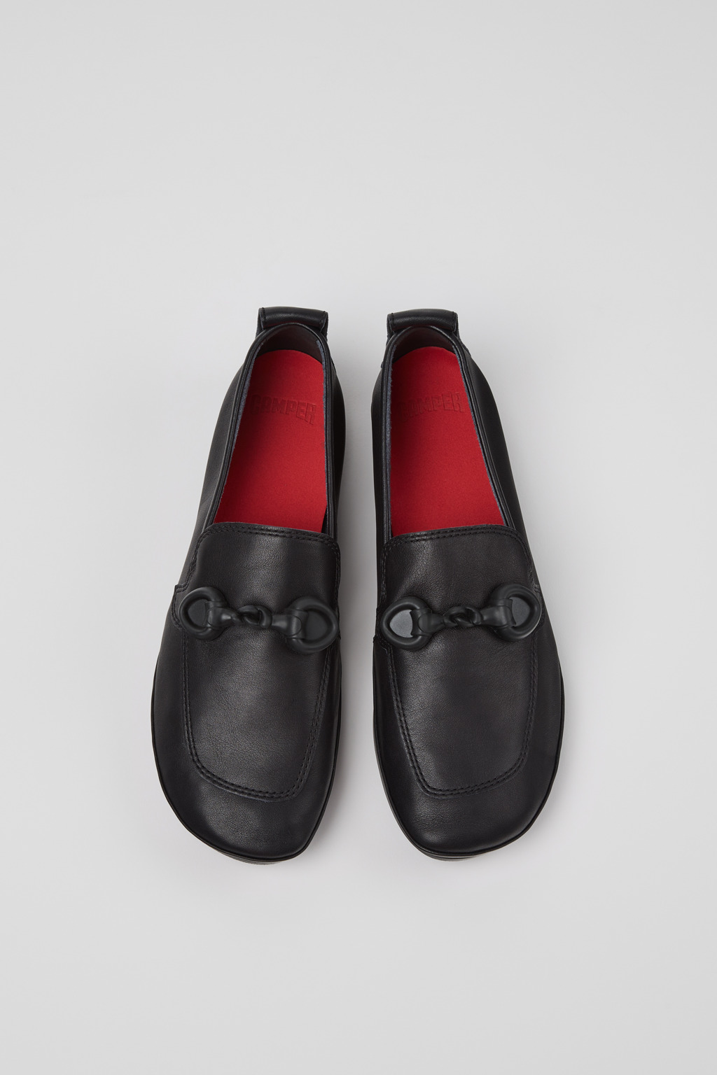 Right Nina Black Leather Ballerinas for Women. - Image 4