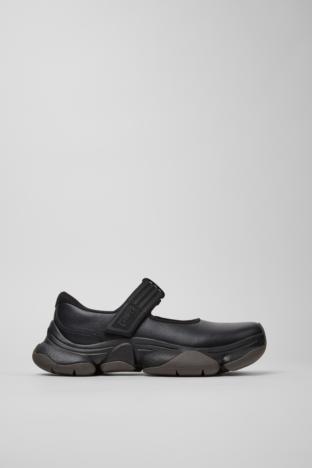 Karst 2 Black Leather Sneakers for Women. - Image 2