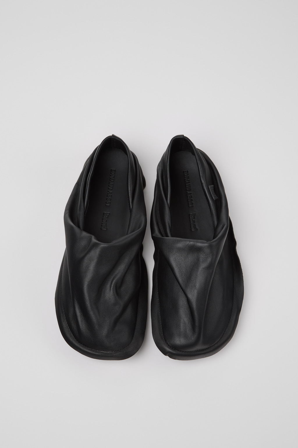 Camper x ISSEY MIYAKE - Peu Form Black Leather Women's Shoes. - Image 4