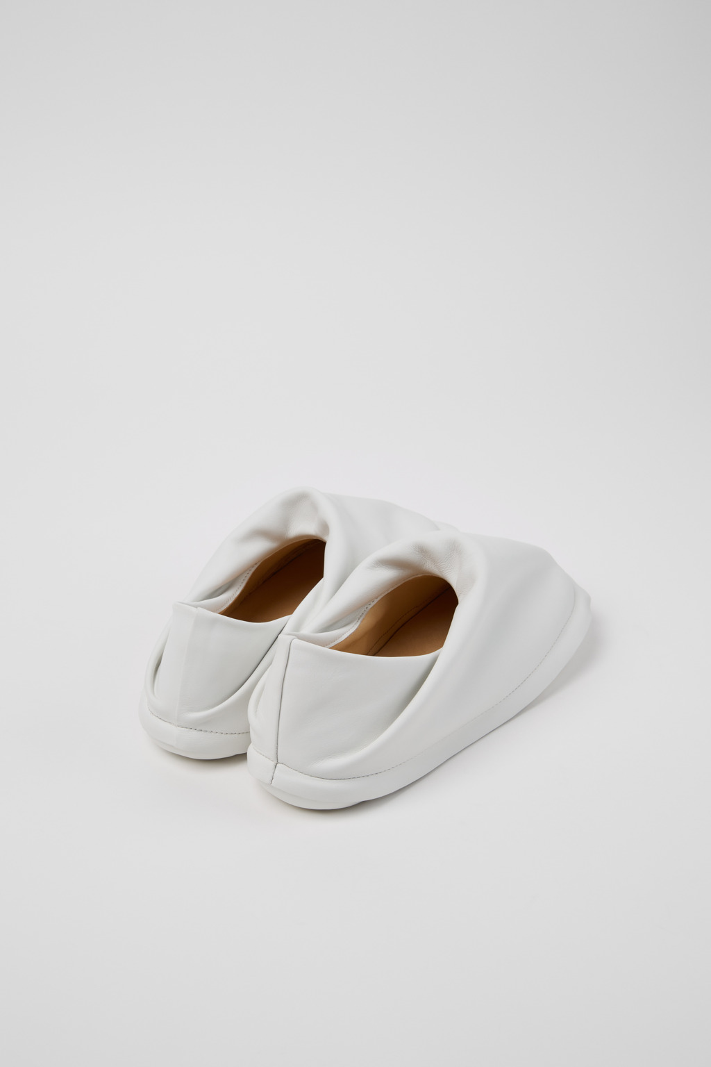 Camper x ISSEY MIYAKE - Peu Form White Leather Shoes for Women. - Image 3