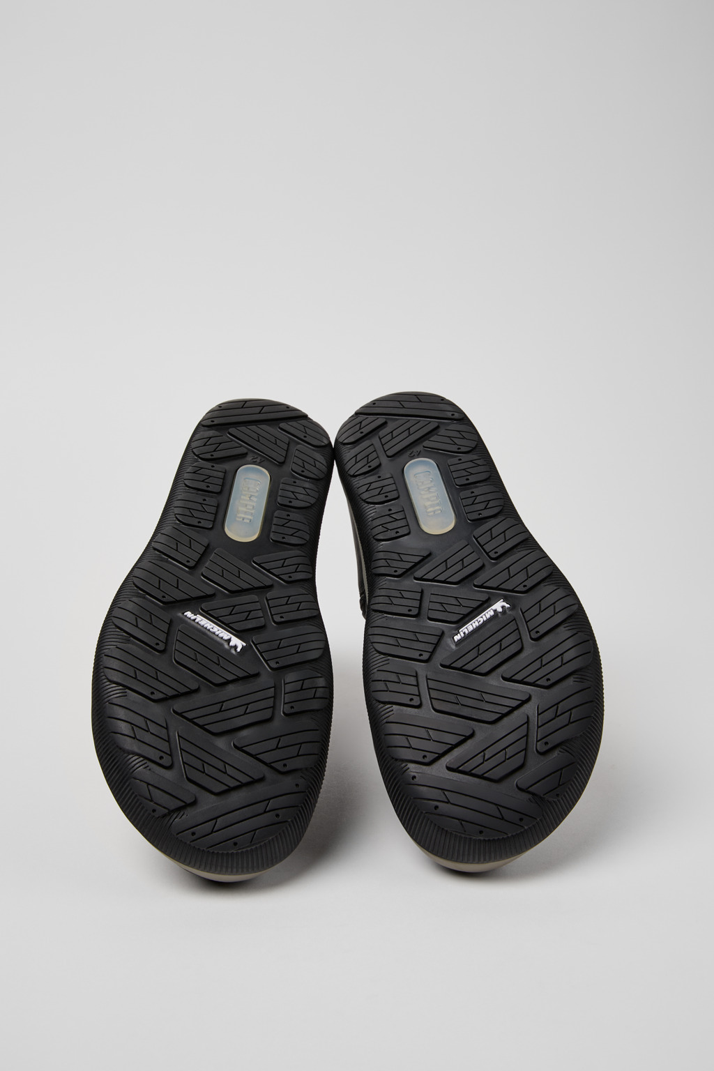 Peu Pista GM GORE-TEX Black Leather Mid Boots for Men. - Image 5
