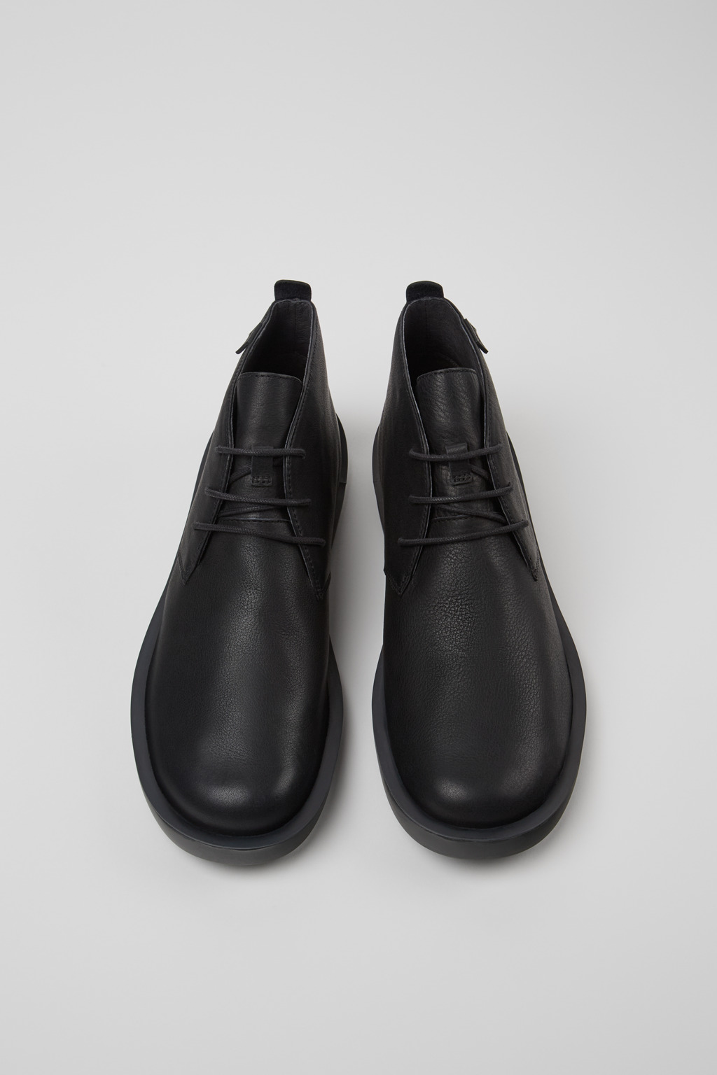Wagon Black Leather Ankle Boots for Men. - Image 4