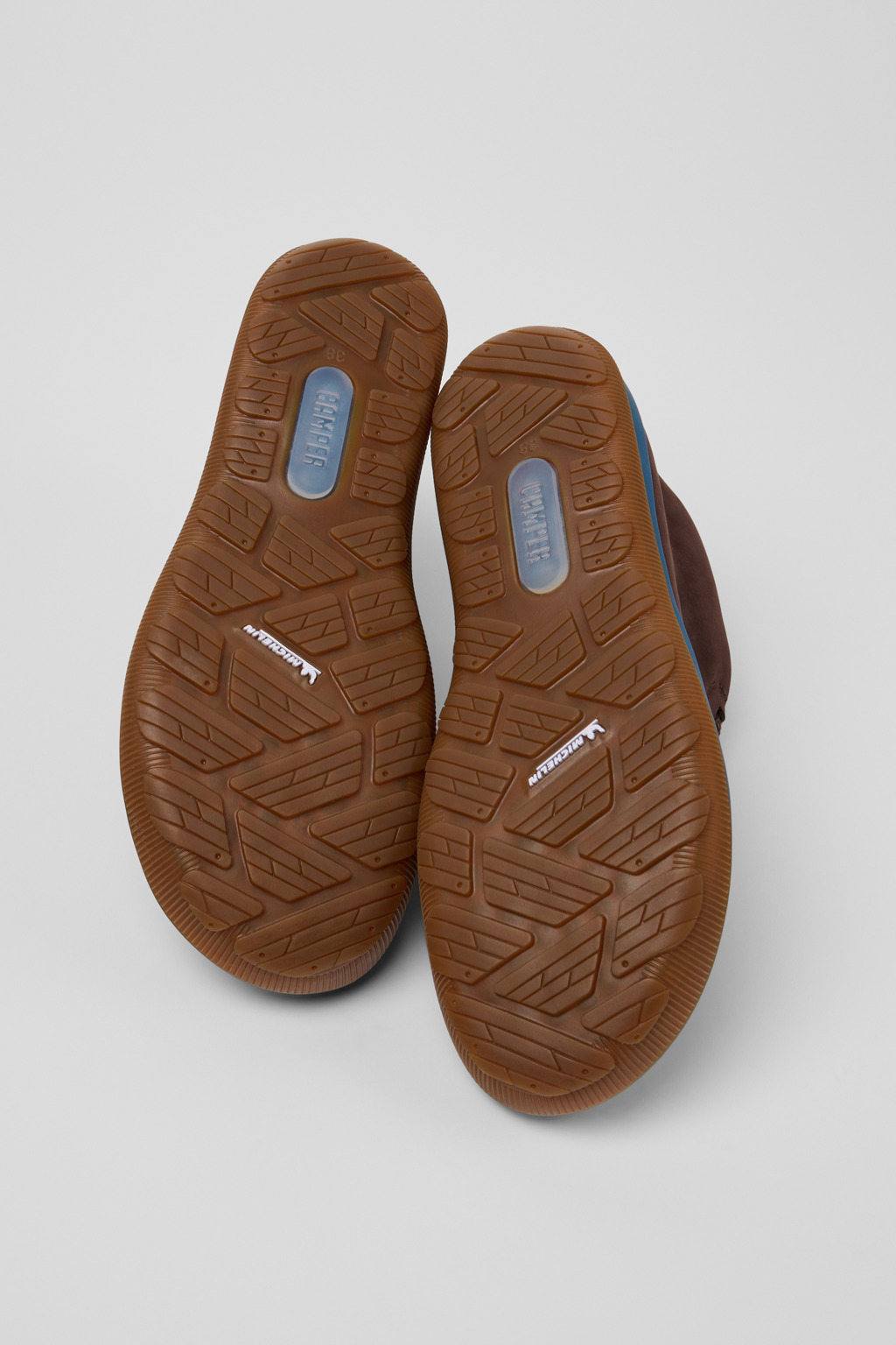 Peu Pista GM GORE-TEX Brown and Gray Nubuck and Textile Ankle Boots for Women. - Image 5