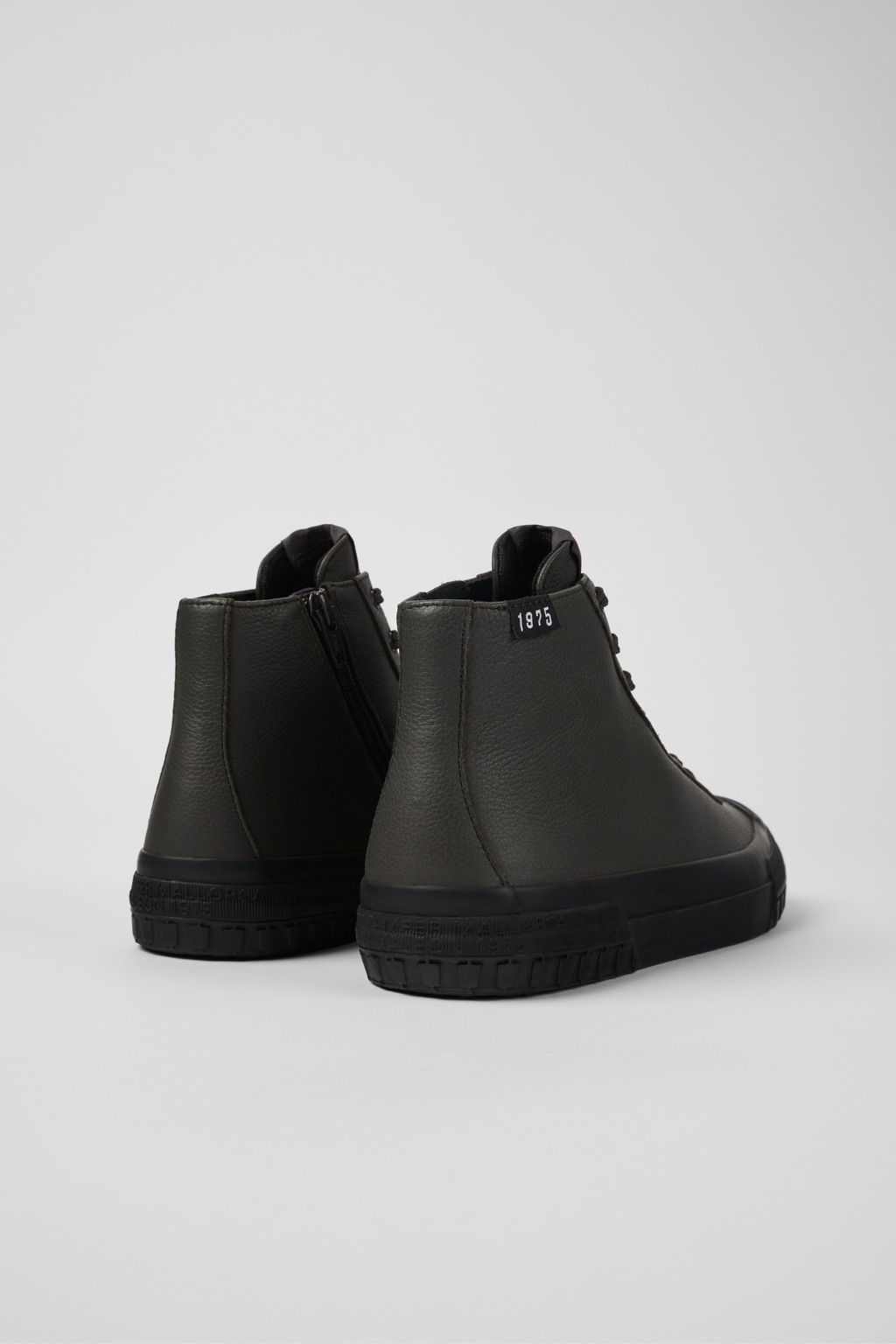 Camaleon Gray leather boots for women - Image 3