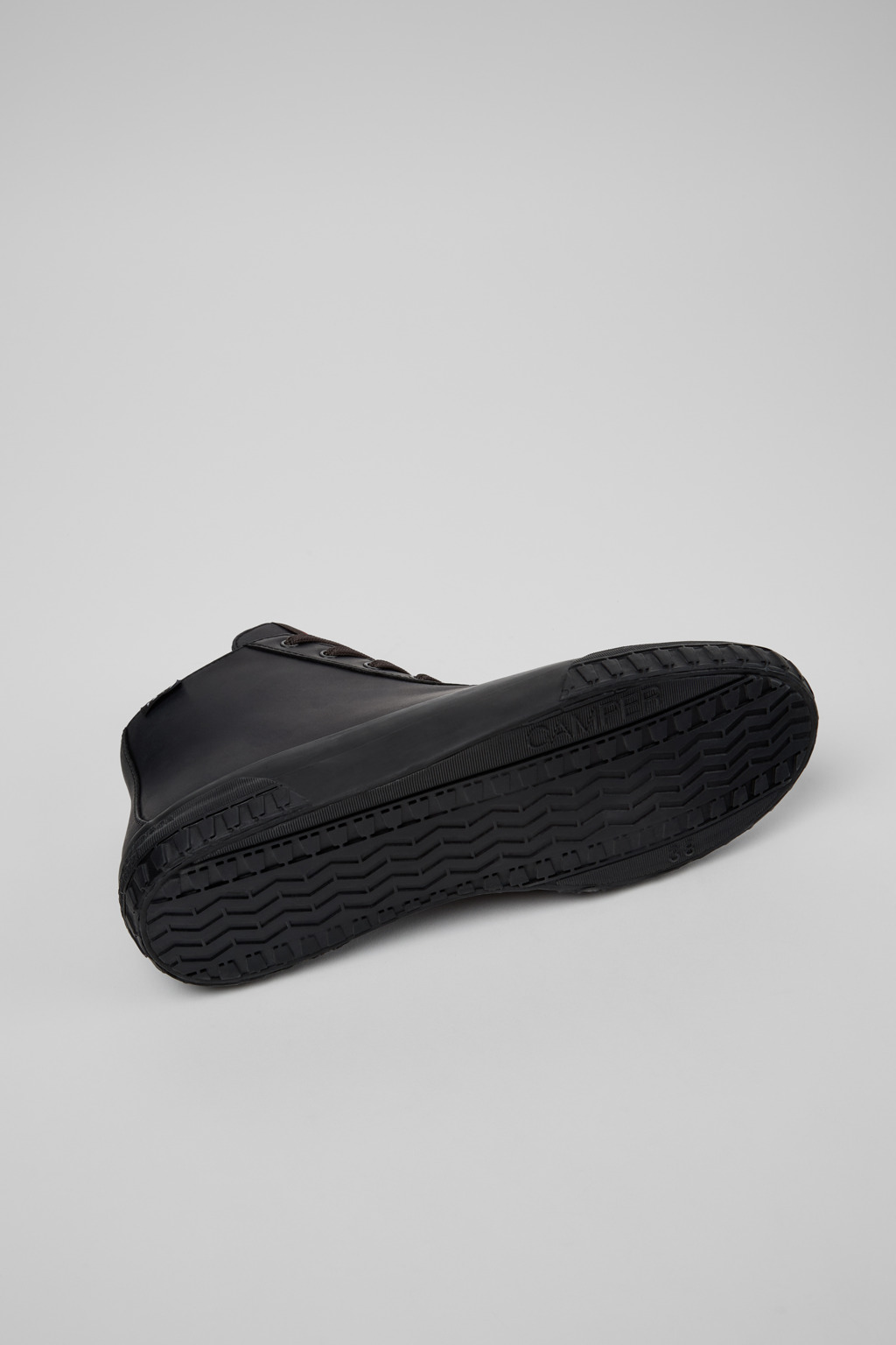 Camaleon Gray Rubber Sneaker Booties for Women. - Image 5