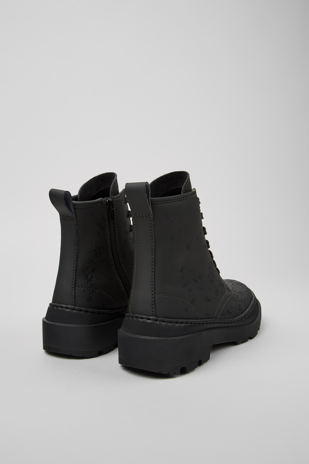 Brutus Trek MICHELIN Gray and black leather boots for women - Image 3