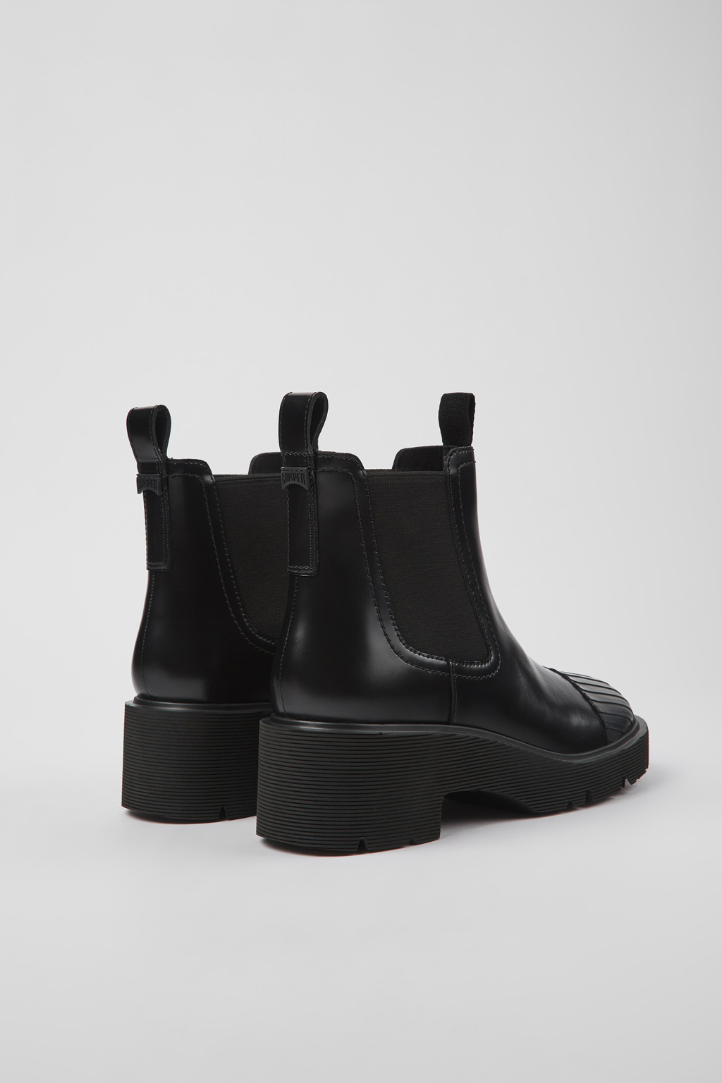 Milah Black leather Chelsea boots for women - Image 3