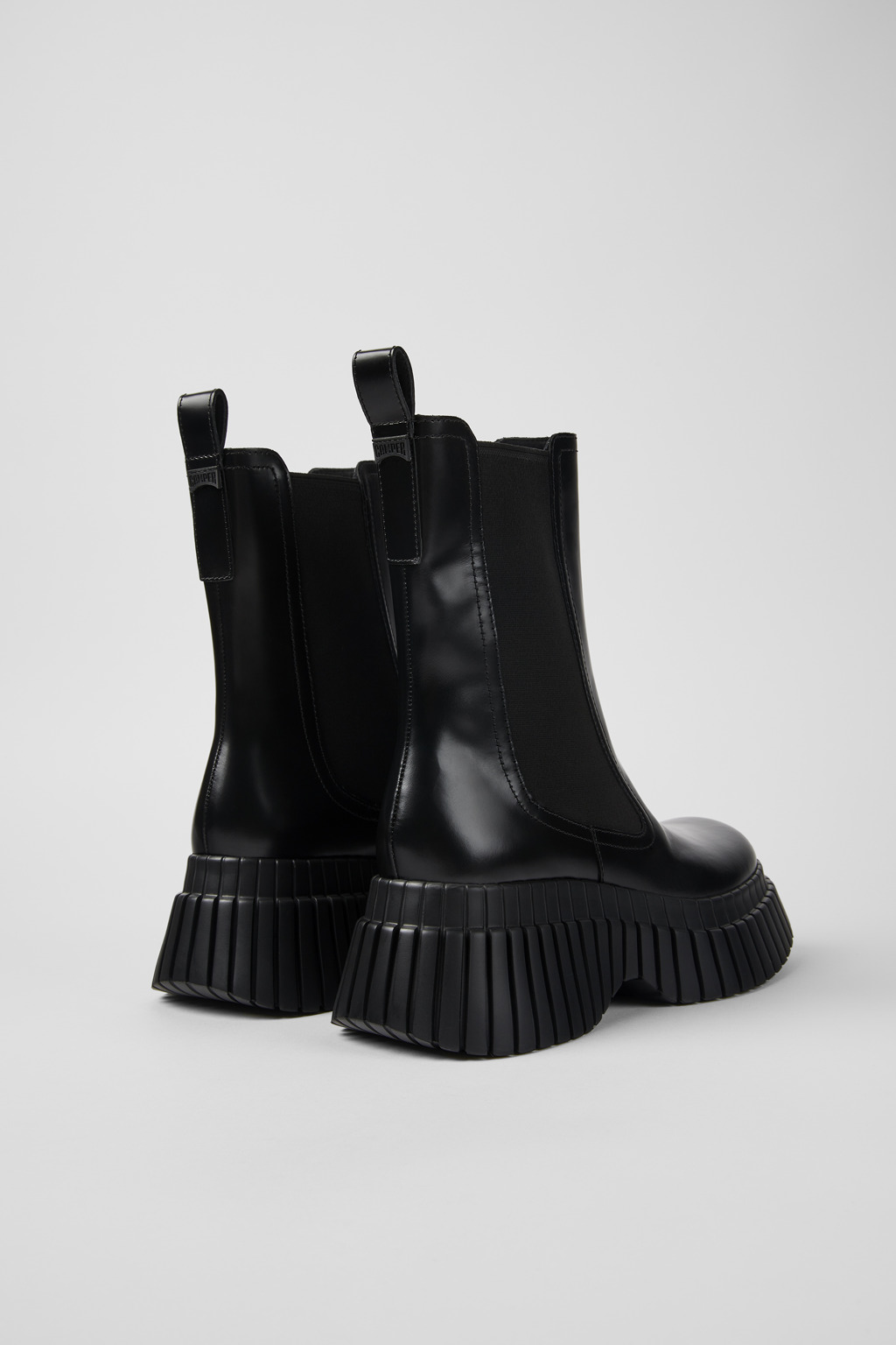 BCN Black leather chelsea boots for women - Image 3
