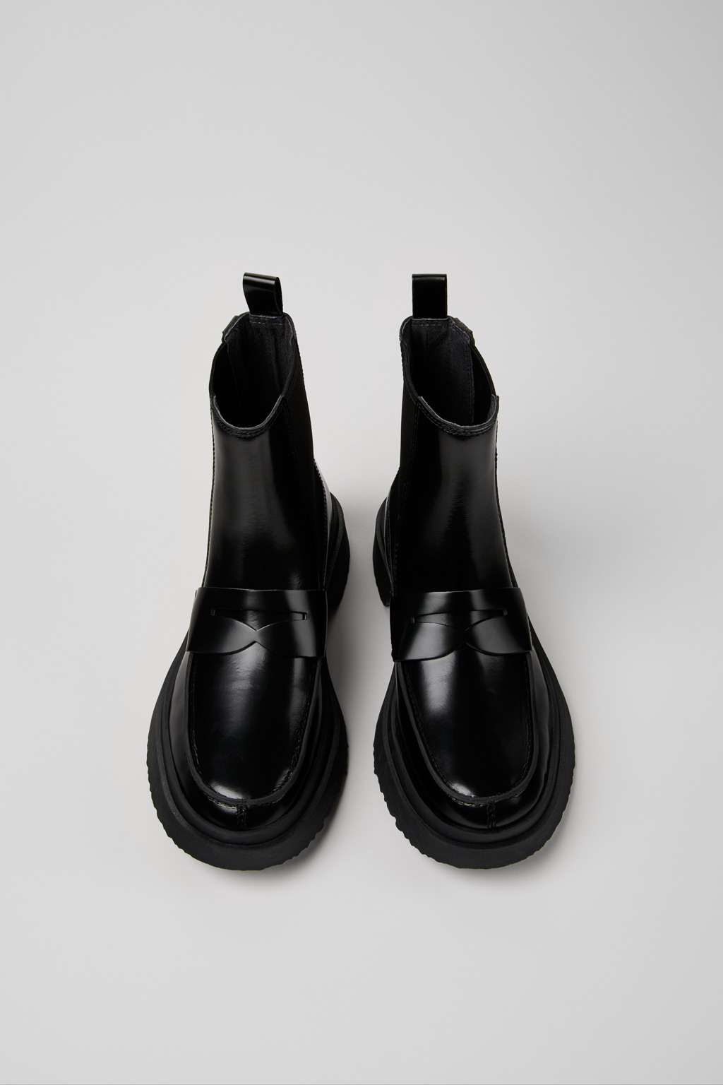 Walden Black Leather Mid Boots for Women. - Image 4